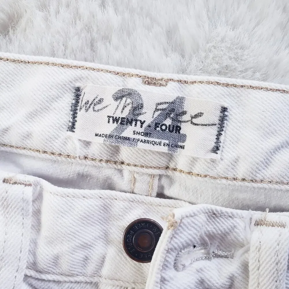 Free People Blossom White High Rise Rigid Straight Leg Jean Raw Hem 24 NEW